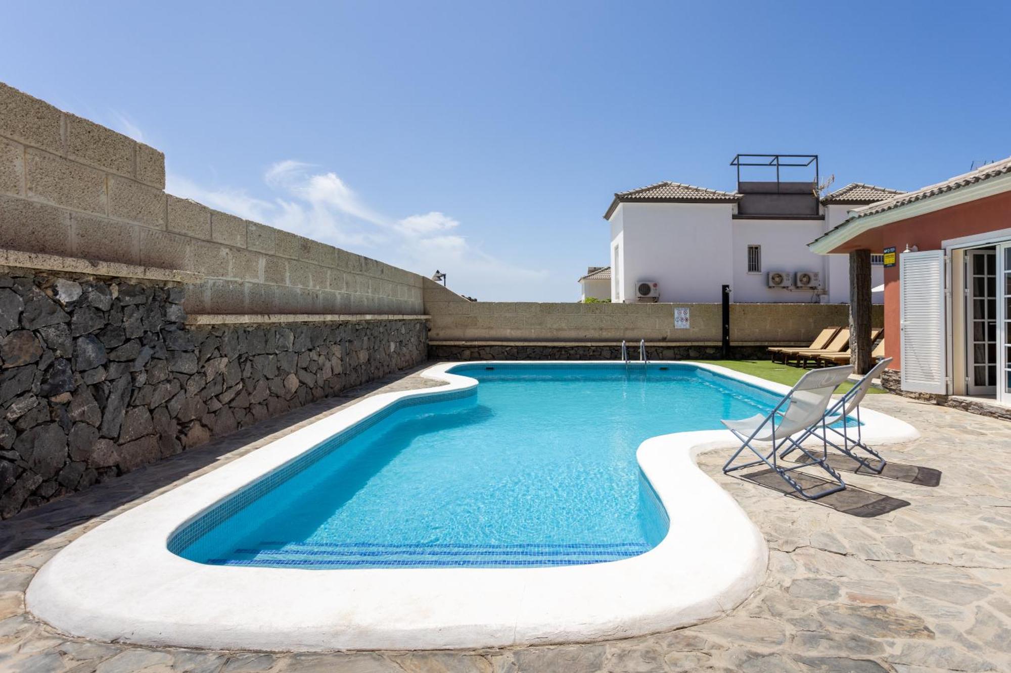 Villa Chloe Costa Adeje Tenerifesummervillas Giant Private Pool 11 Meters Long 외부 사진