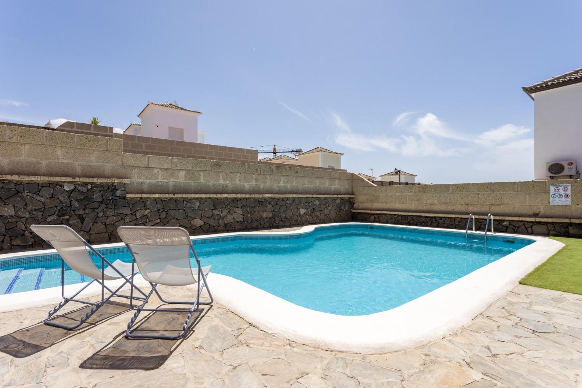 Villa Chloe Costa Adeje Tenerifesummervillas Giant Private Pool 11 Meters Long 외부 사진